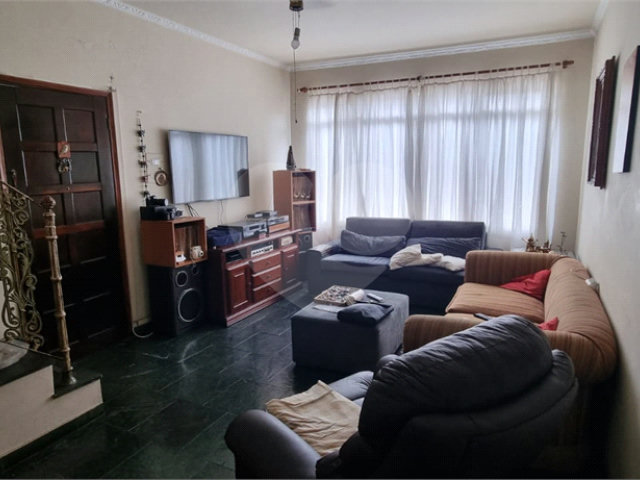 Sobrado à venda com 2 quartos em Tremembé, São Paulo, SP