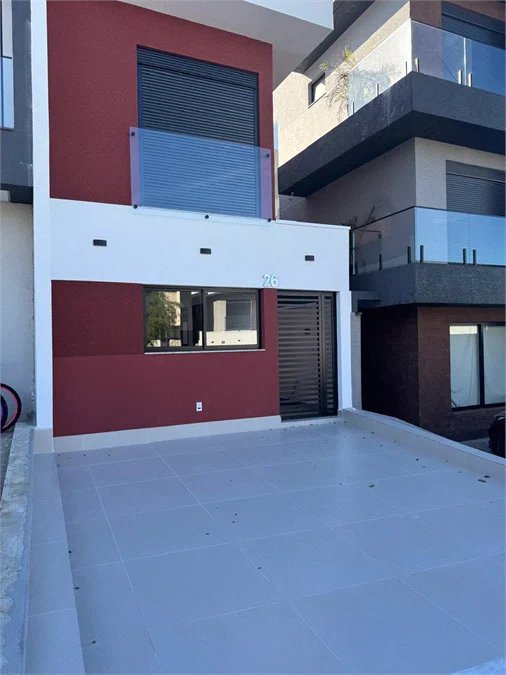 Casa à venda com 3 suítes no condomínio Residencial The Square Village, Cotia - SP