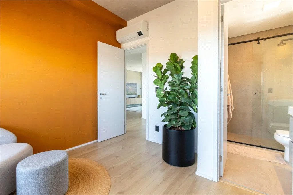 Apartamento à venda com 3 quartos, sendo 2 suítes, em Pinheiros, São Paulo, SP