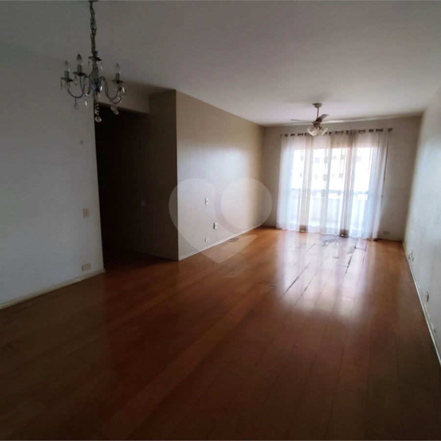Apartamento à venda com 3 quartos, sendo 1 suíte, no Centro, Sorocaba, SP