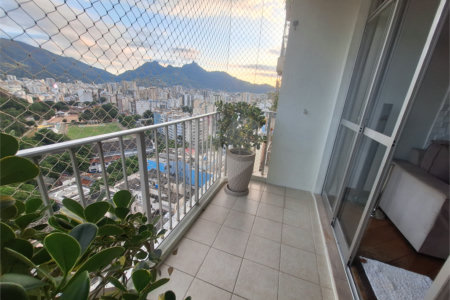 Apartamento à venda com 3 quartos, sendo 1 suíte, em Maracanã, Rio de Janeiro, RJ