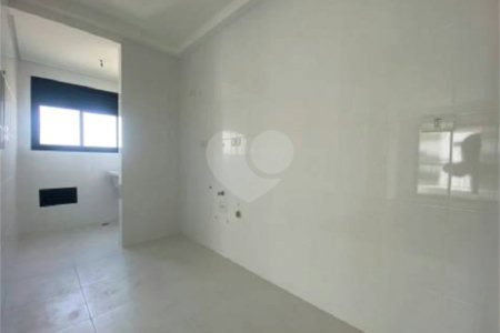 Apartamento à venda com 2 quartos, sendo 1 suíte, em Vila Galvão, Guarulhos, SP