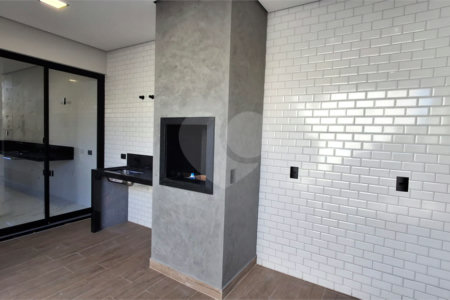 Casa à venda com 3 quartos, sendo 1 suíte,  no condomínio Horto Florestal 1, Sorocaba - SP