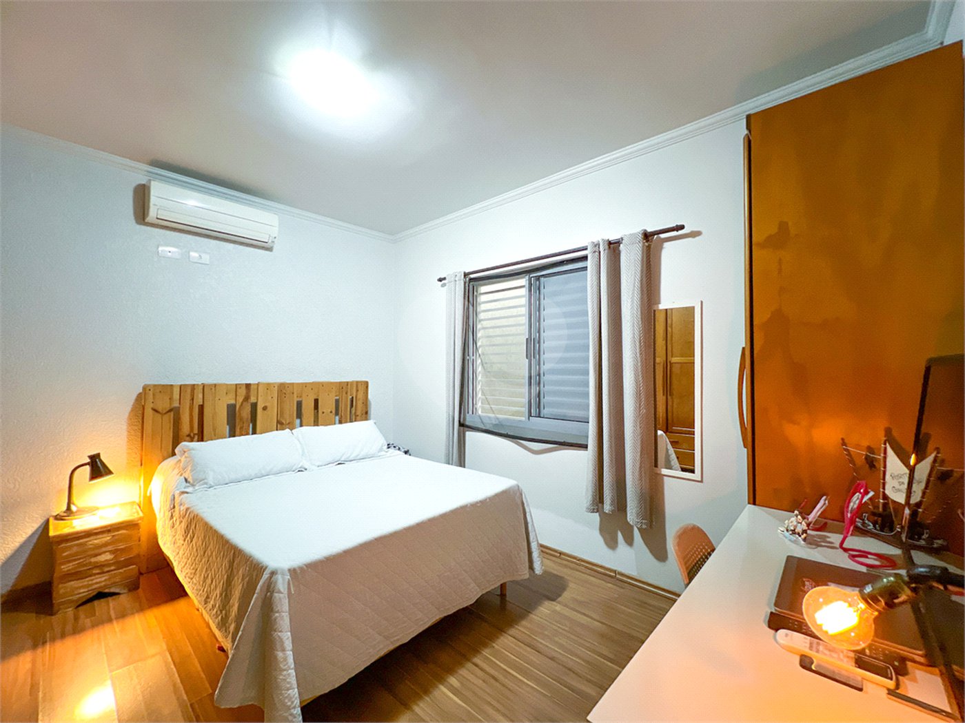 Casa à venda com 3 quartos, sendo 1 suíte,  no condomínio 658, São Paulo - SP