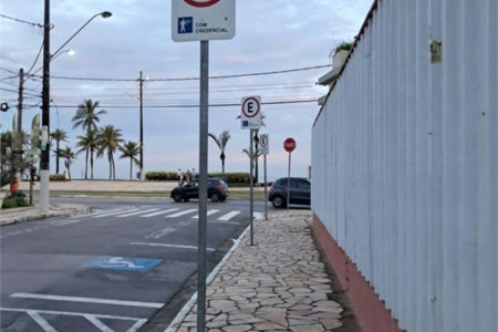 Apartamento com 2 dormitórios à venda, 105 m² por R$ 650.000,00 - Tupi - Praia Grande/SP