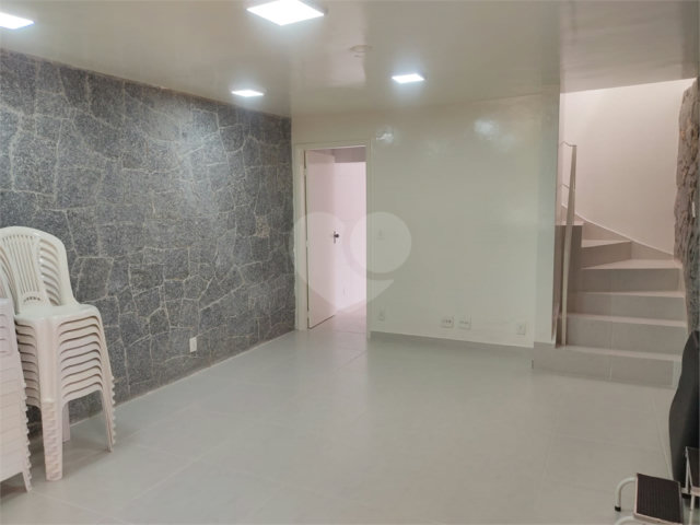Sobrado à venda com 3 quartos em Santo Amaro, São Paulo, SP