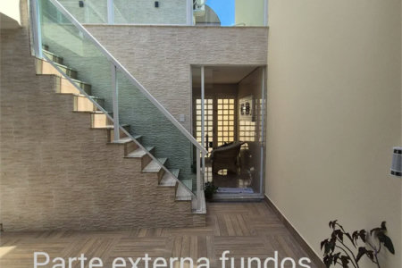 Sobrado à venda com 2 quartos em Jardim Martinica, São Paulo, SP