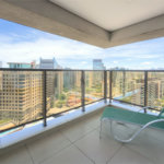 Apartamento de 03 dormitórios sendo 02 suítes com 02 vagas de garagem.