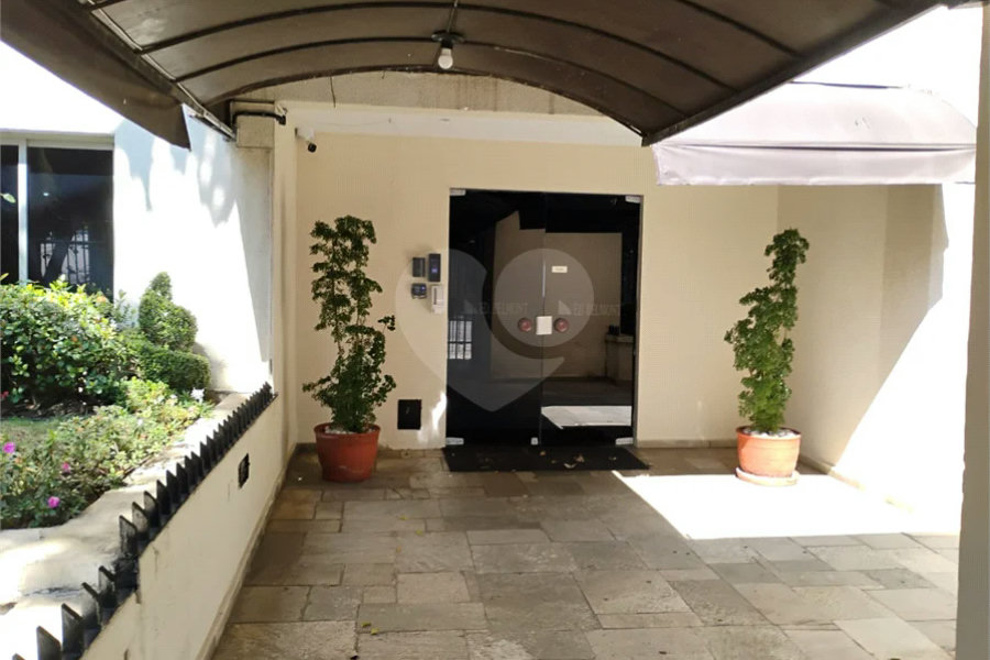 Vende-se lindo apartamento na Vila Santa Catarina!