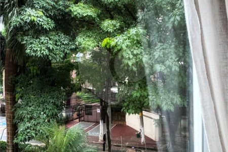 Apartamento à venda com 3 quartos, sendo 1 suíte, em Vila Olímpia, São Paulo, SP