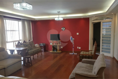 Apartamento à venda com 3 quartos, sendo 1 suíte, em Santana, São Paulo, SP