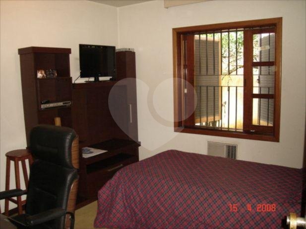 Casa Térrea à venda com 4 quartos, sendo 2 suítes, em Vila Tramontano, São Paulo, SP