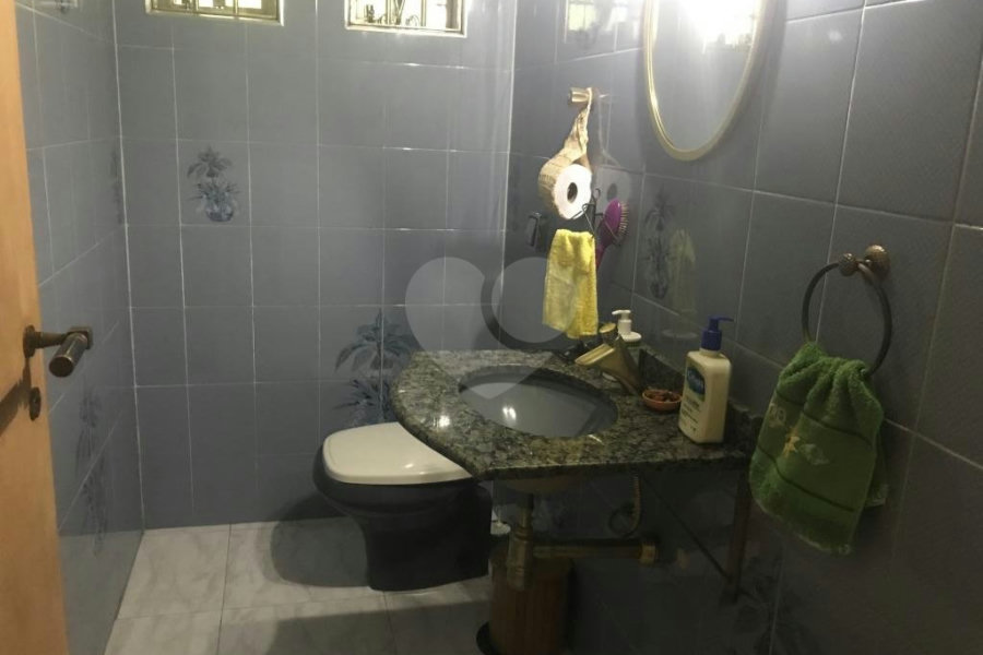 Sobrado à venda com 3 suítes em Santana, São Paulo, SP