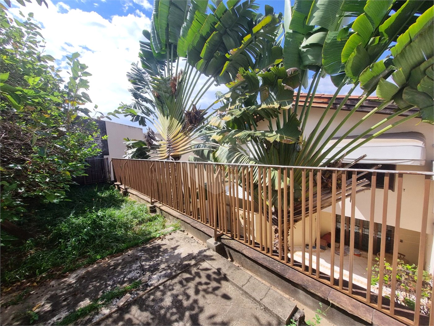 Sobrado à venda com 3 quartos, sendo 1 suíte,  em Vila Trujillo, Sorocaba, SP