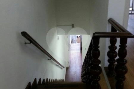 Casa à venda ou para alugar com 9 quartos em Vila Mariana, São Paulo, SP