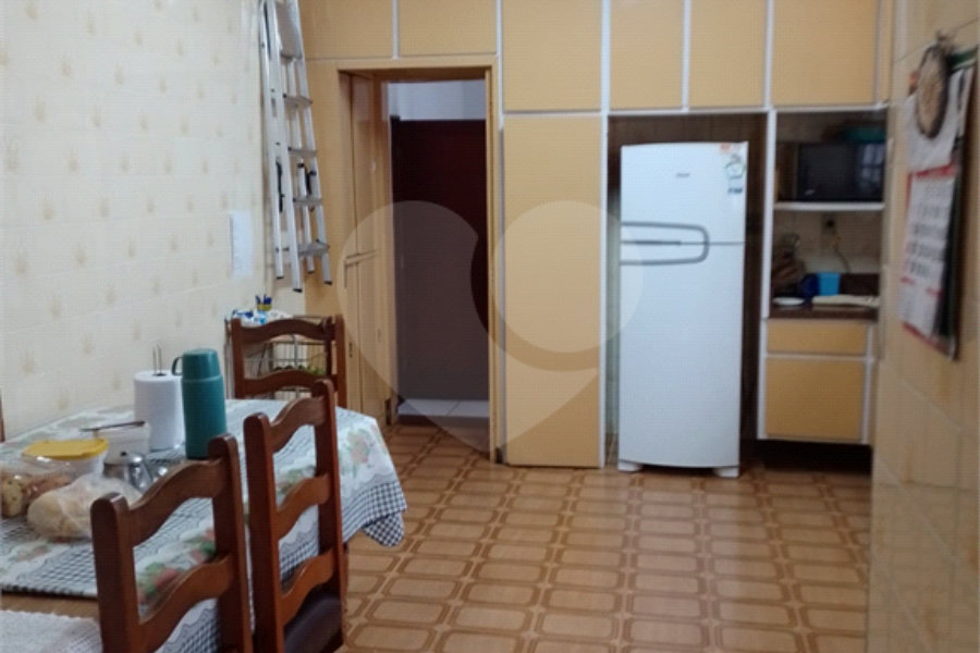 Sobrado à venda com 8 quartos, sendo 3 suítes, em Tucuruvi, São Paulo, SP