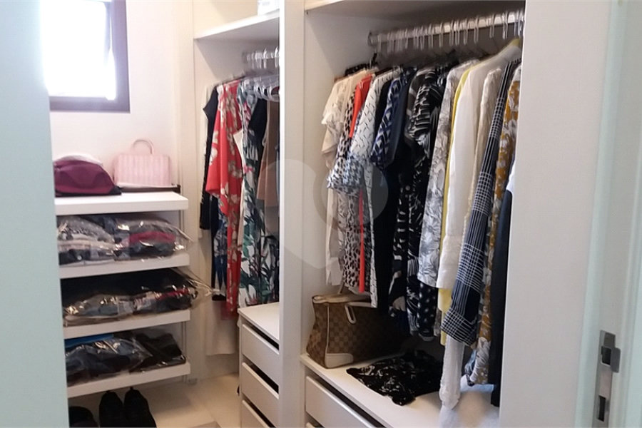 Apartamento à venda com 3 suítes em Santana, São Paulo, SP