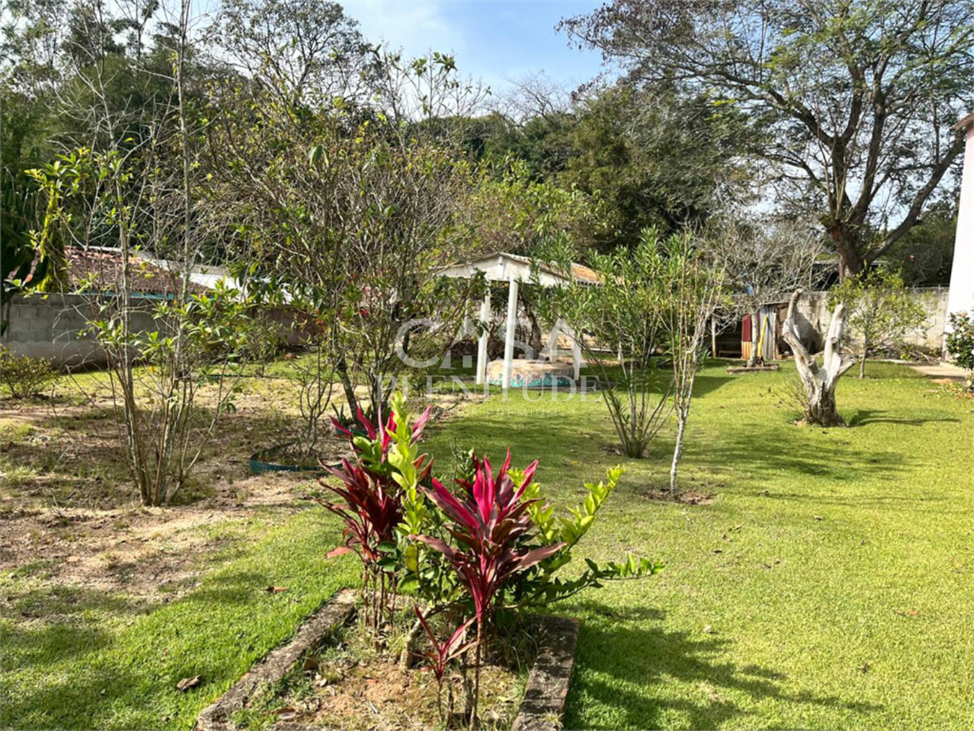 Chácara à venda com 3 suítes em Inhayba, Sorocaba, SP