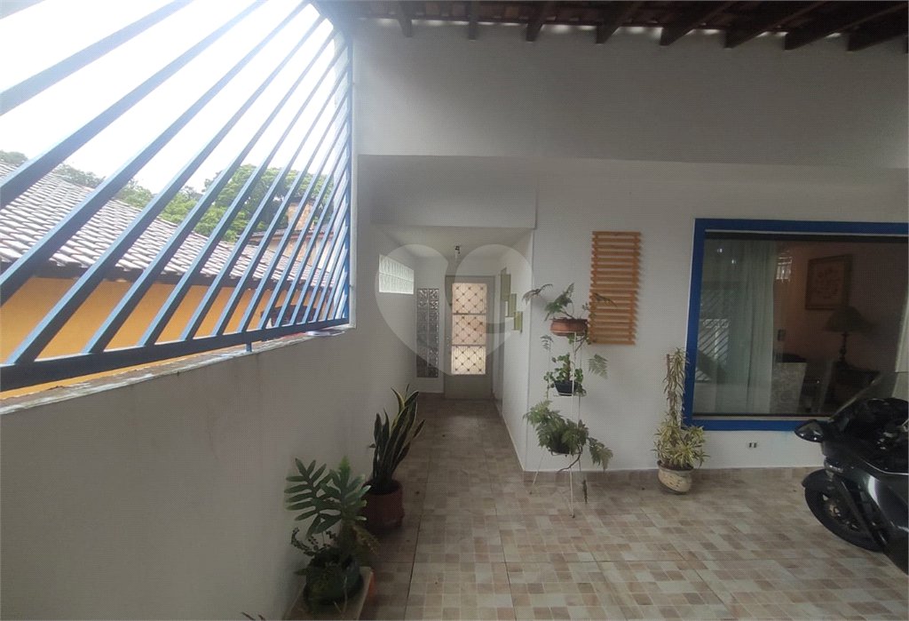 Sobrado à venda com 3 quartos, sendo 1 suíte, em Tremembé, São Paulo, SP