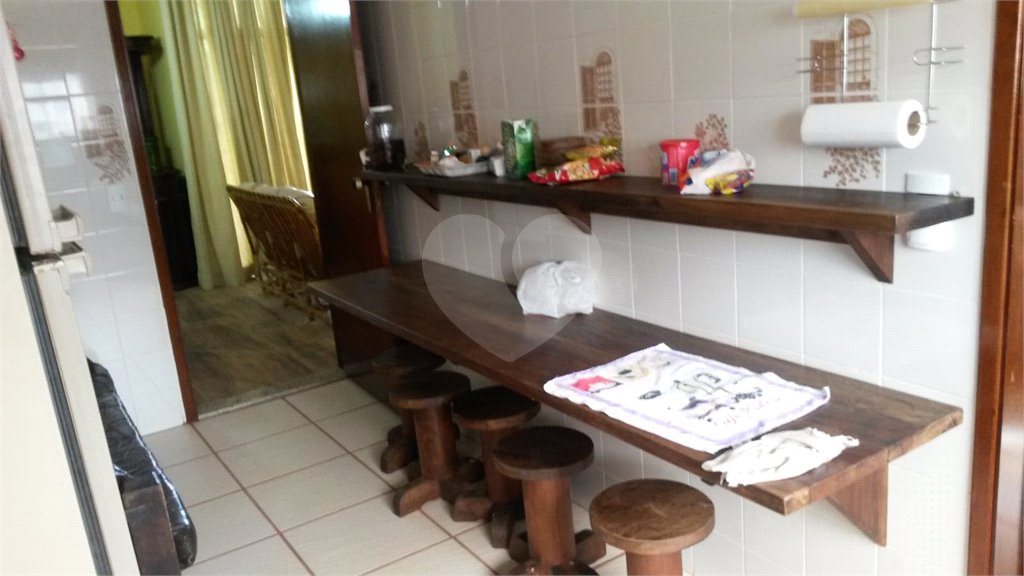 Apartamento à venda com 3 quartos, sendo 1 suíte, em Jardim Enseada, Guarujá, SP