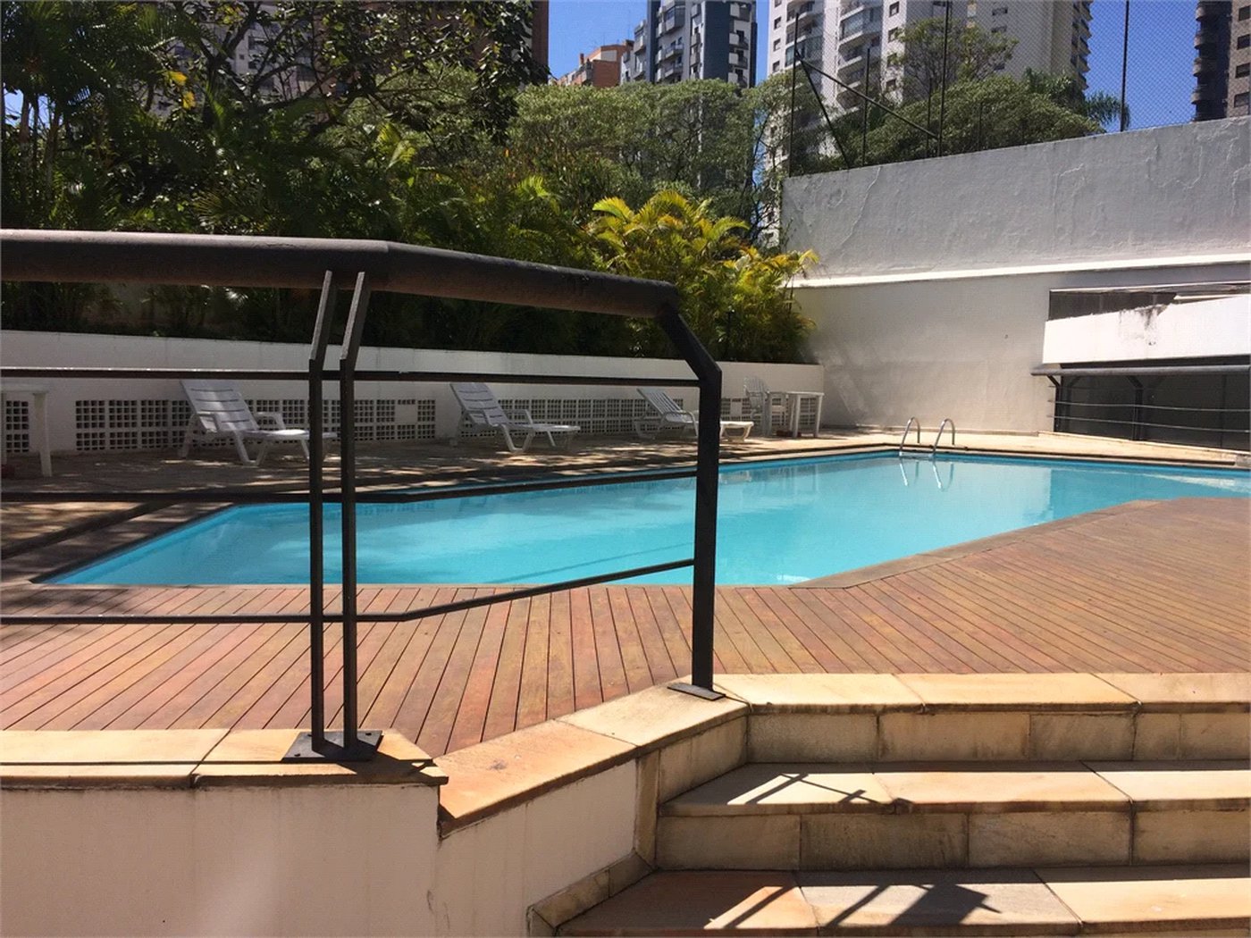 Apartamento à venda com 3 suítes em Vila Suzana, São Paulo, SP