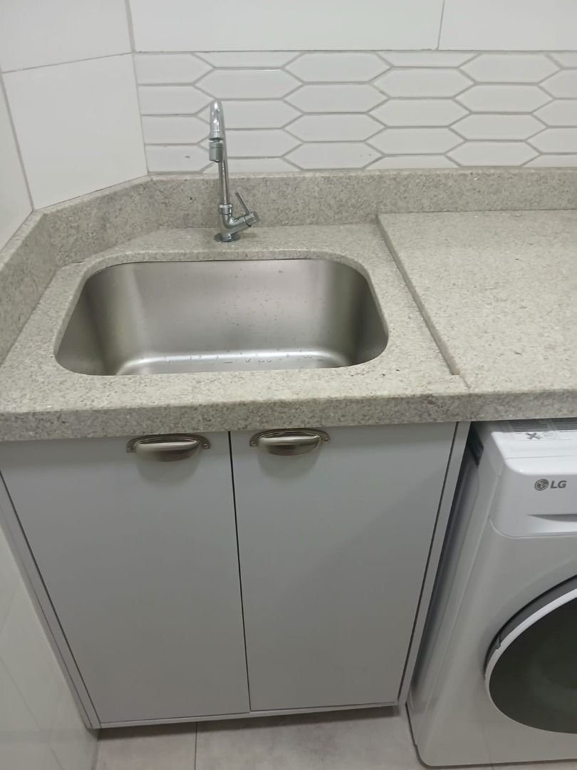 Apartamento com 2 dormitórios à venda, 62 m² por R$ 390.000,00 - Marapé - Santos/SP