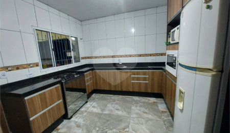 Chácara à venda com 3 quartos em Lavras, Mairiporã, SP