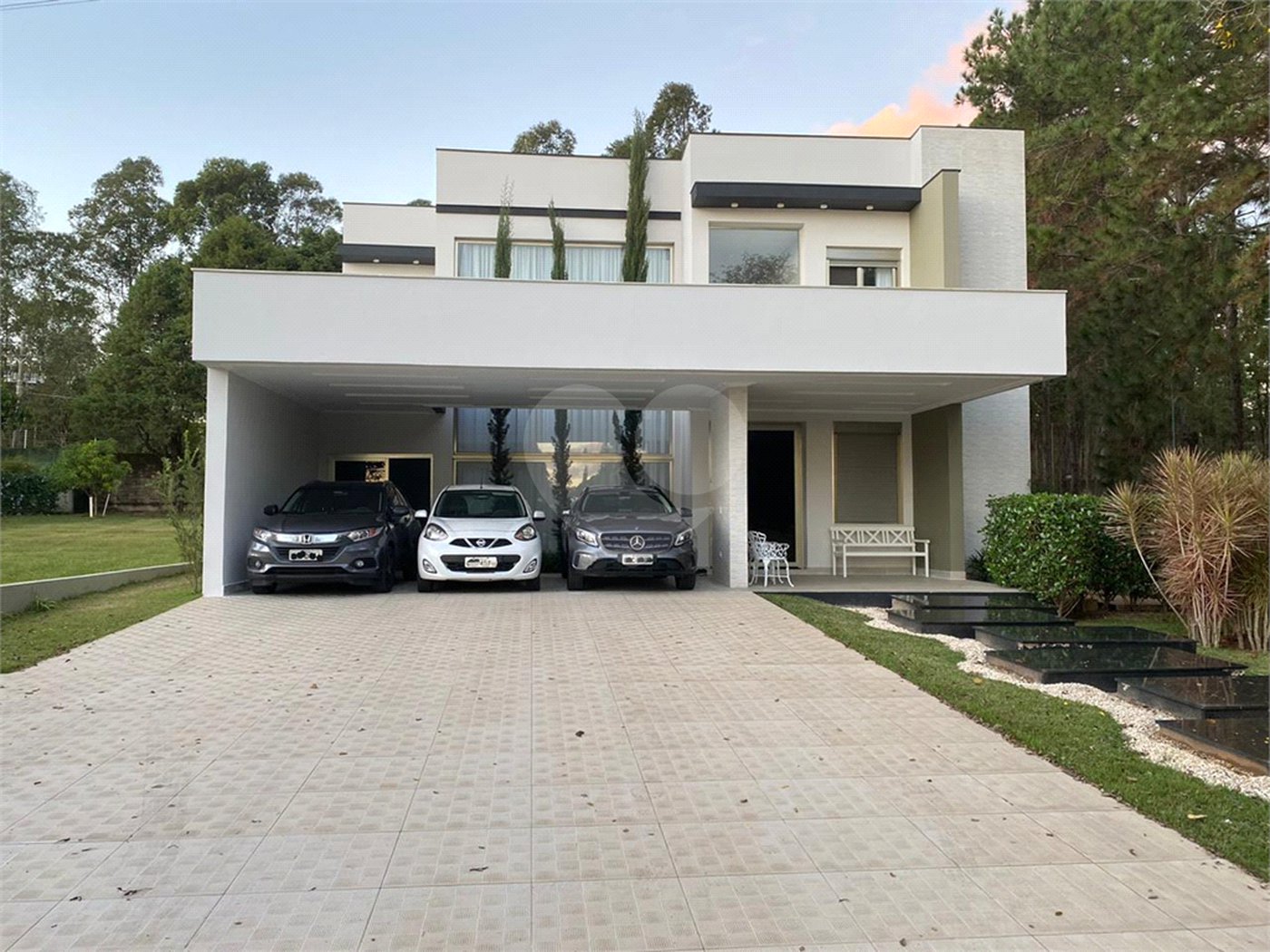 Casa à venda com 4 suítes no condomínio Vivendas do Lago, Sorocaba - SP