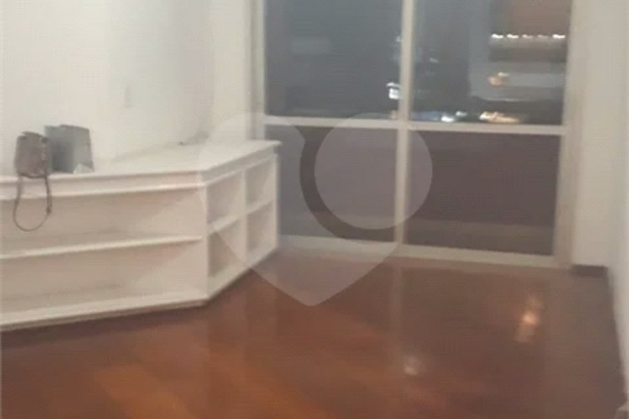 Apartamento à venda com 2 quartos em Vila Mariana, São Paulo, SP