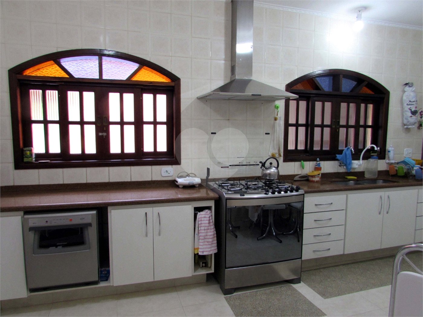 Casa à venda com 4 quartos, sendo 2 suítes, em Jardim Paulista, Atibaia, SP