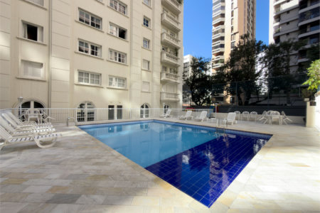 Apartamento à venda com 3 quartos, sendo 1 suíte,  em Vila Uberabinha, São Paulo, SP