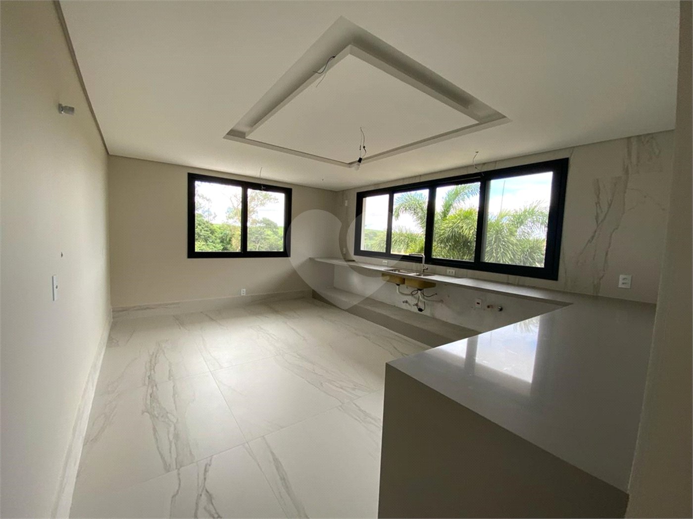Casa à venda com 4 suítes em Residencial Jatibela, Campinas, SP