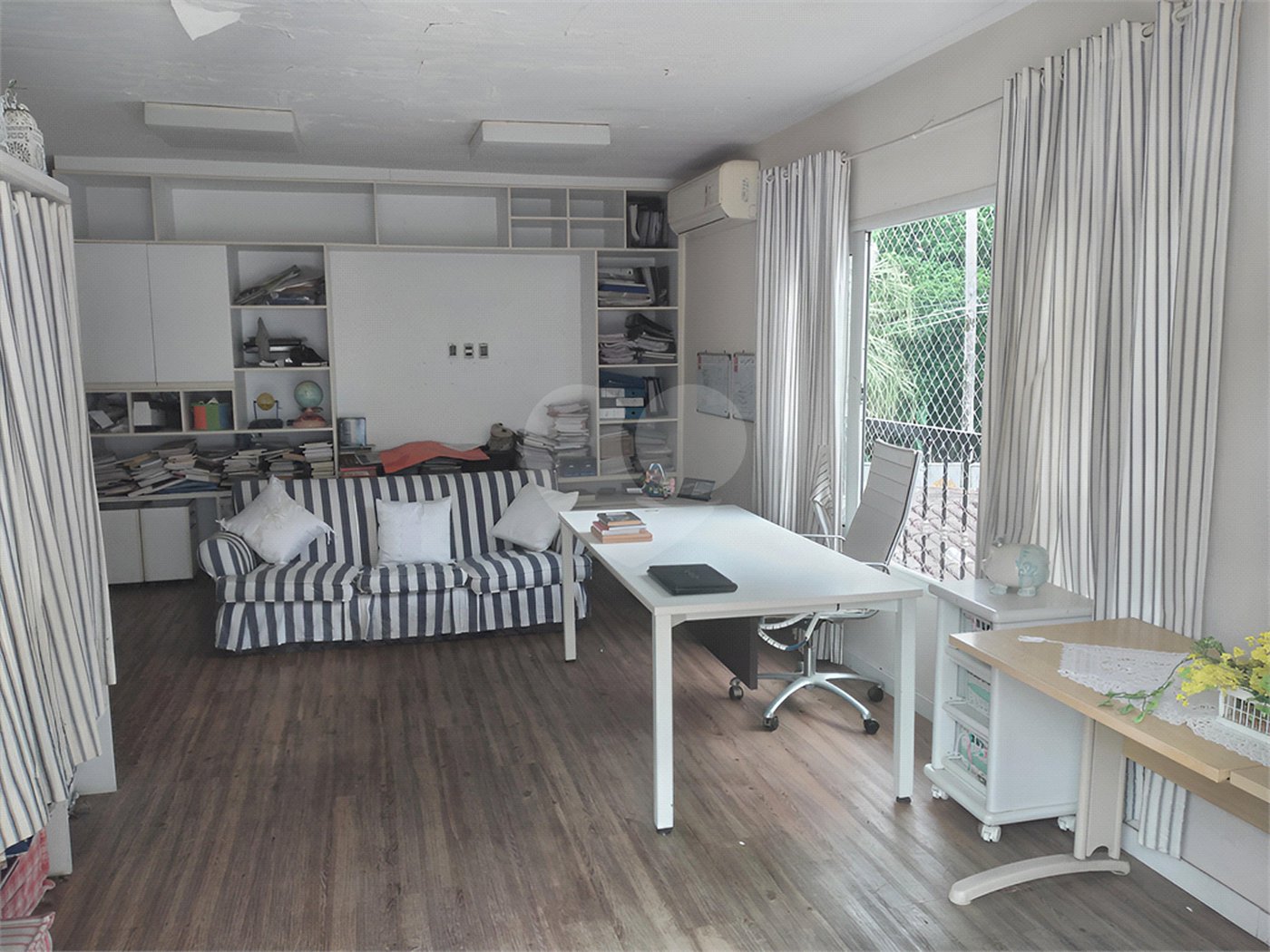 Casa à venda com 6 quartos, sendo 3 suítes, em Jardim Guedala, São Paulo, SP