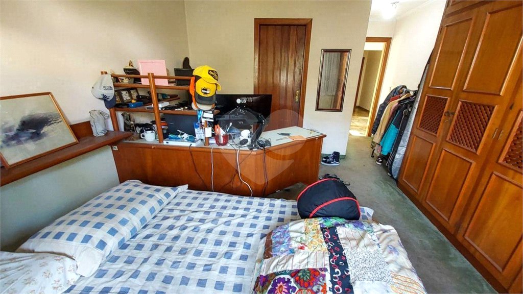 Casa à venda com 6 quartos, sendo 3 suítes, em Jardim Brasil (zona Sul), São Paulo, SP
