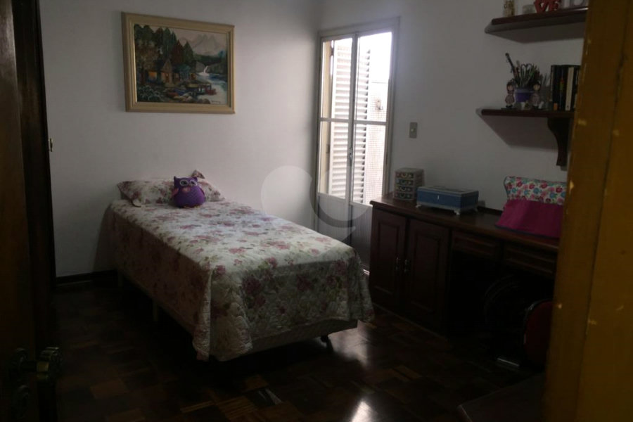 Sobrado à venda ou para alugar com 3 quartos, sendo 1 suíte, em Anália Franco, São Paulo, SP
