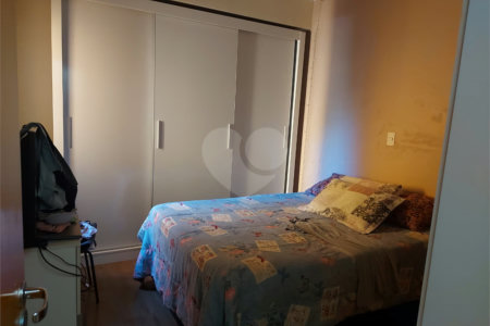 Sobrado à venda com 4 quartos, sendo 1 suíte,  em Vila Gustavo, São Paulo, SP