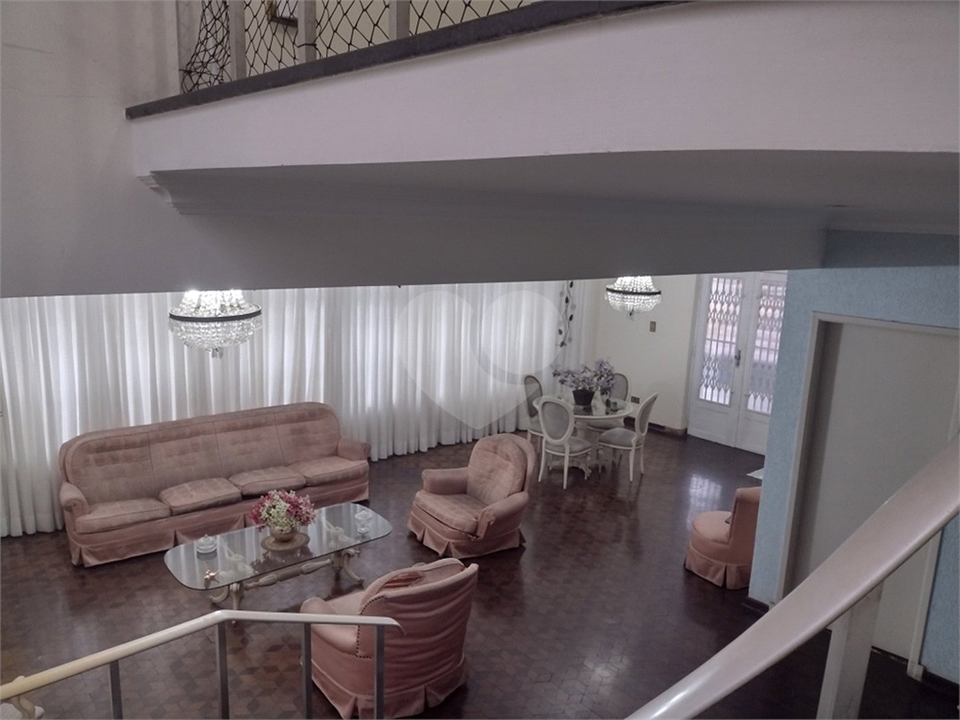 Sobrado à venda com 6 quartos, sendo 1 suíte, em Vila Medeiros, São Paulo, SP