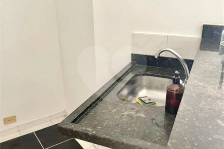 Apartamento à venda ou para alugar com 1 suíte em Indianópolis, São Paulo, SP