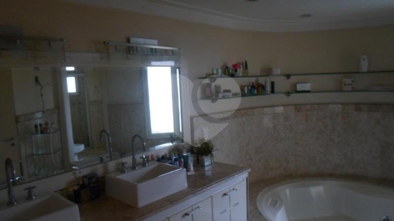 Apartamento à venda com 4 suítes em Campo Belo, São Paulo, SP