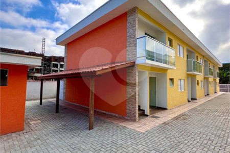 Apartamento à venda com 2 quartos em Boraceia, Bertioga, SP