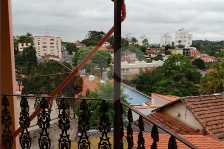 Casa à venda com 3 quartos, sendo 1 suíte, em Vila Irmãos Arnoni, São Paulo, SP