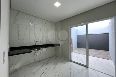 Casa de Vila à venda com 2 quartos, sendo 1 suíte, em Jardim das Orquídeas, Sorocaba, SP