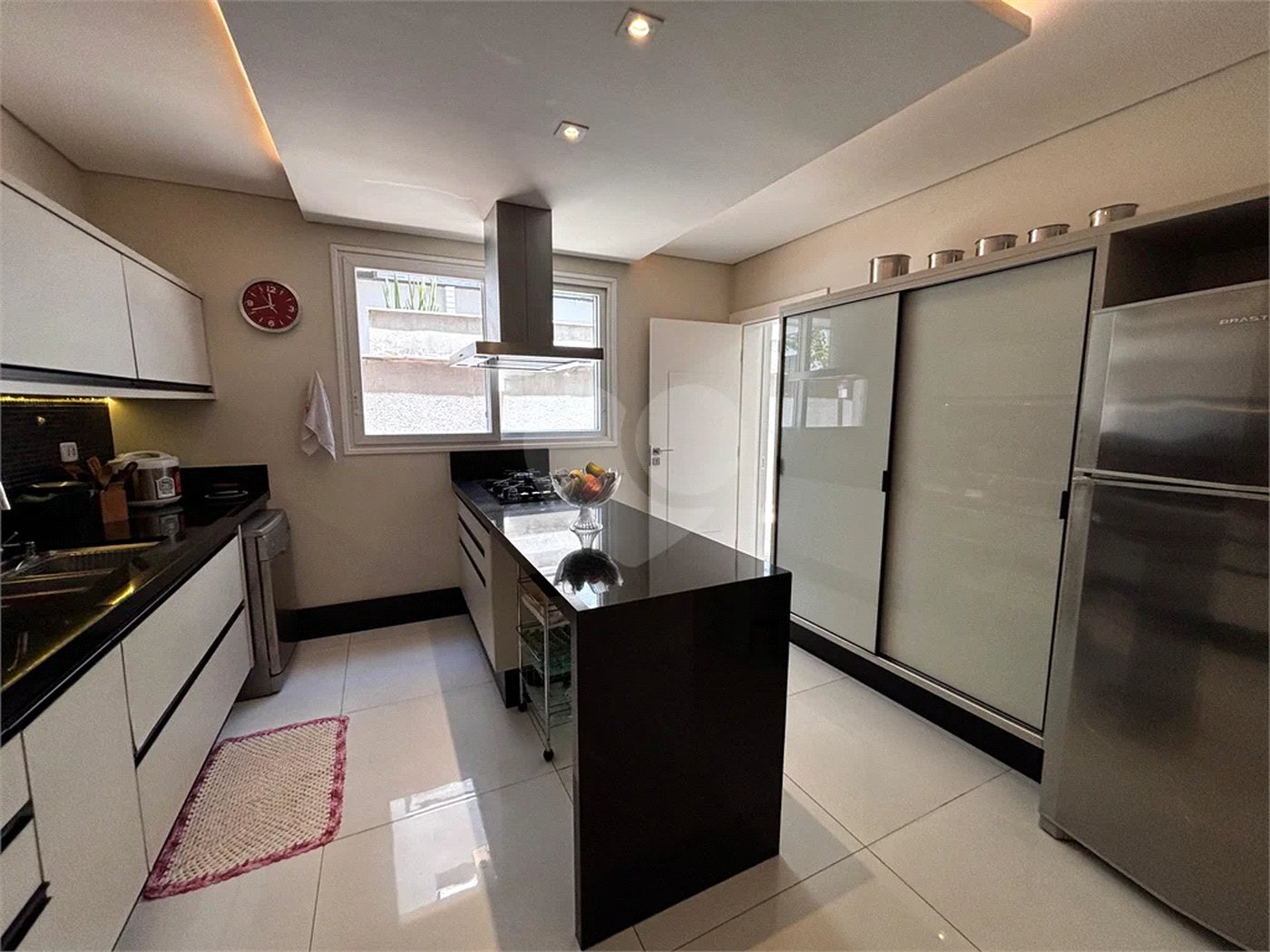 Casa à venda com 4 quartos, sendo 3 suítes, no condomínio Reserva Nova Cantareira, São Paulo - SP