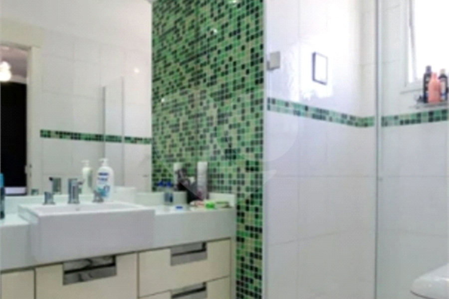 Apartamento à venda com 3 suítes em Santana, São Paulo, SP