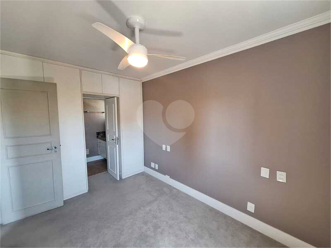 Apartamento à venda com 2 quartos, sendo 1 suíte,  em Indianópolis, São Paulo, SP