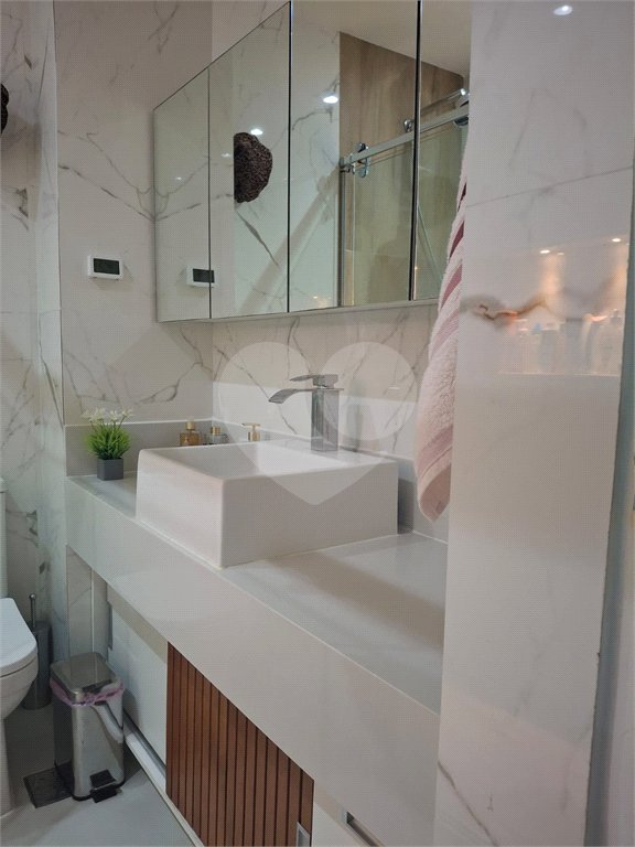 Apartamento à venda com 3 quartos, sendo 1 suíte,  em Copacabana, Rio de Janeiro, RJ