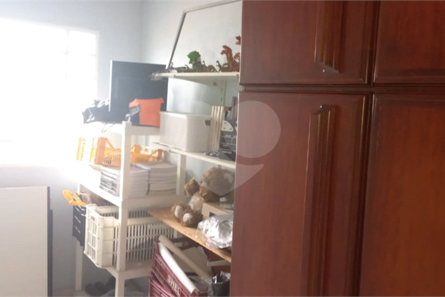 Sobrado à venda com 3 quartos, sendo 1 suíte, em Tremembé, São Paulo, SP
