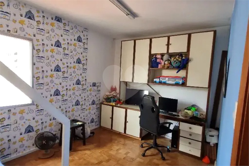 Sobrado à venda com 4 quartos, sendo 1 suíte, em Brooklin, São Paulo, SP