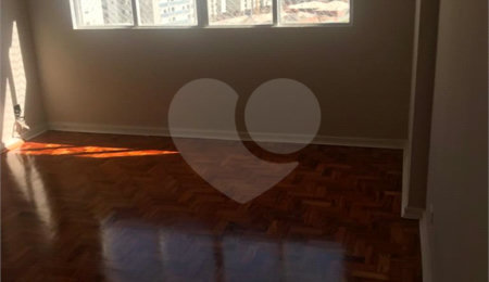 Apartamento à venda com 2 quartos em Cambuci, São Paulo, SP