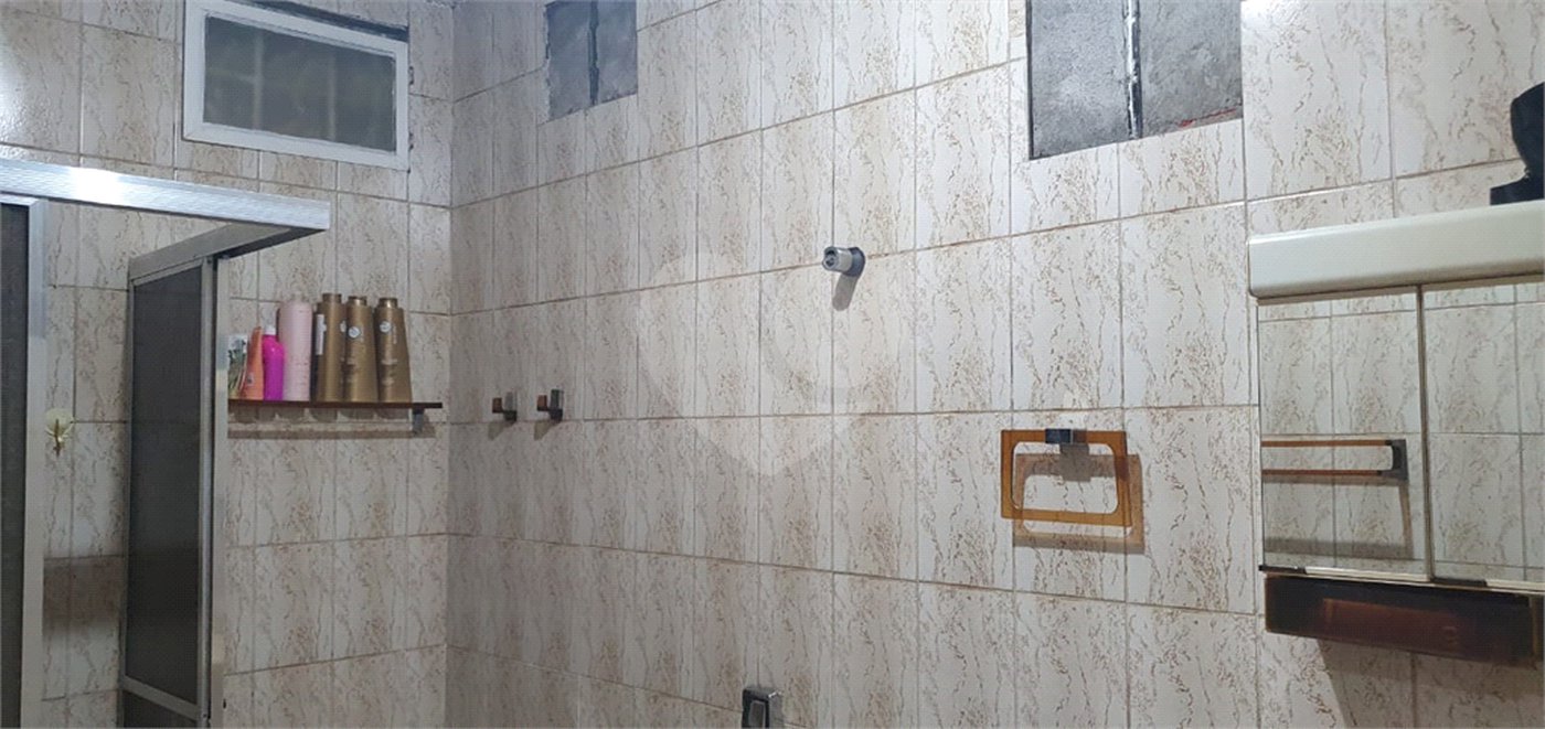 Casa Térrea à venda com 3 quartos em Vila Mazzei, São Paulo, SP